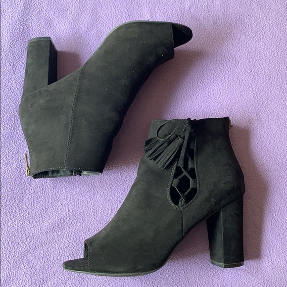 π¦ Peep toe heel booties - Picture 2 of 8